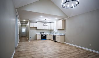 111 College St, Batesville, MS 38606
