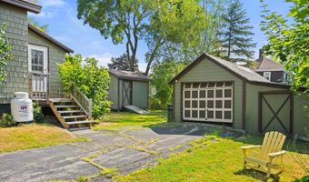 30 Munroe St, Bangor, ME 04401