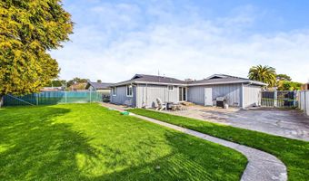 1983 Ernest Way, Arcata, CA 95521