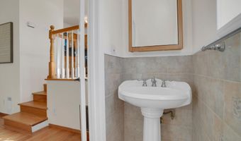 1821 Grand St, Alameda, CA 94501