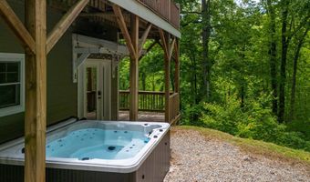 60 Hidden View Ln, Almond, NC 28702