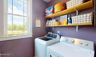708 N Sunset St, Atkinson, NC 28421