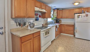 162 Waldo Ave, Belfast, ME 04915