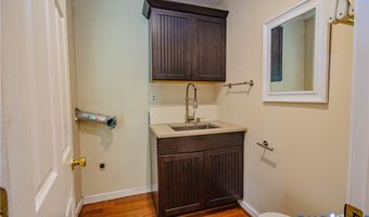 200 La Mae Cir, Aylett, VA 23009