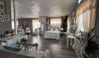 1221 Overland Ave, Burley, ID 83318