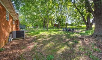 2109 Lamar Dr, Asheboro, NC 27203
