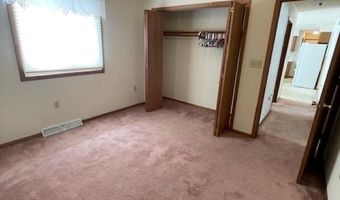 912 DUCHAC St, Antigo, WI 54409
