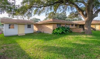 1118 Lincoln, Alice, TX 78332