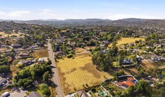 Birch Ave E, Escondido, CA 92027