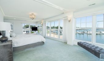 60 Island View Ave, Branford, CT 06405