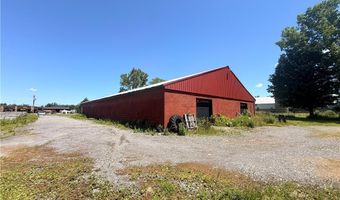 13081 Main Rd, Akron, NY 14001
