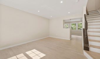 5002 9TH St S, Arlington, VA 22204