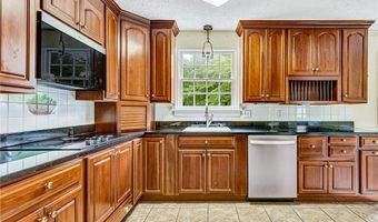 14383 Country Club Dr, Ashland, VA 23005