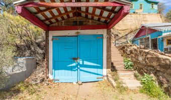 425 Garden Ave, Bisbee, AZ 85603