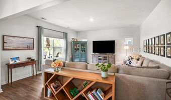 25 Chinquapin St, Beaufort, SC 29906