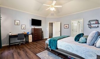 3911 Golf Course Dr, Alma, AR 72921