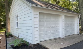 101 Cow Hill Rd, Clinton, CT 06413