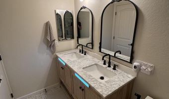 4022 E CHERRY HILLS Dr, Chandler, AZ 85249