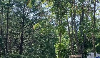 14 Manor Dr, Beattyville, KY 41311