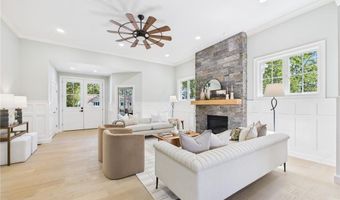 44 Middle St, North Kingstown, RI 02852