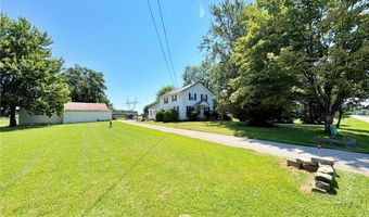 10677 Baumhart Rd, Amherst, OH 44001