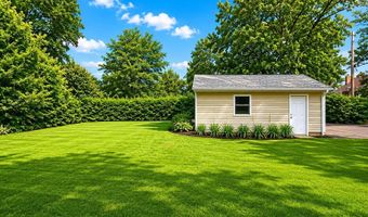 138 Church St, Belford, NJ 07718