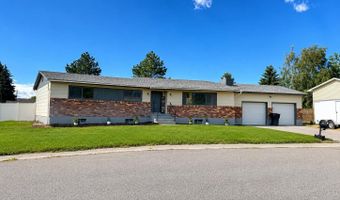 803 Eisenhower St, American Falls, ID 83211