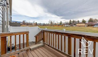 2867 Legacy Ln, Cody, WY 82414