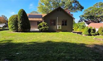 22 GROVE Ave, North Providence, RI 02911