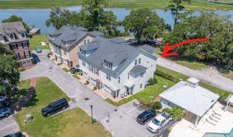 74 Battery Creek Club Dr, Beaufort, SC 29902