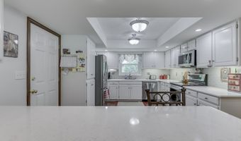 6903 White Pines Ct, Indianapolis, IN 46217