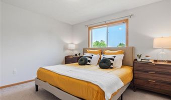 1126 Benjamin Dr, Alexandria, MN 56308