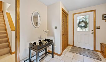 7 Stephens Ct, Clinton, CT 06413