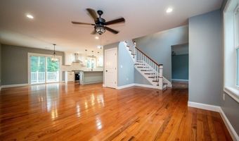 2 Bc Ln, Berkley, MA 02779