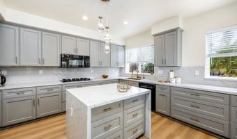 1749 Skimmer Ct, Carlsbad, CA 92011