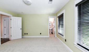 1812 N RANDOLPH St, Arlington, VA 22207