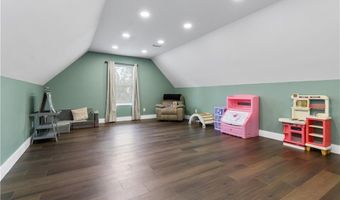 1100 Foxtrap Rd, Axis, AL 36505