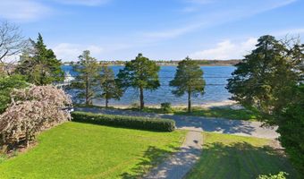 159 HARBOR INN Rd, Bayville, NJ 08721