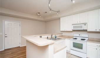 1655 34th Ave SW 3, Altoona, IA 50009