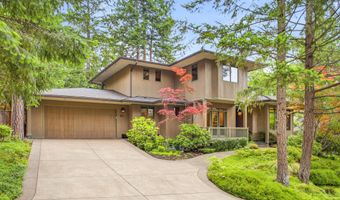611 Forest St, Ashland, OR 97520