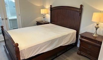 905 LAURA LEE Cir 201, Bear, DE 19701