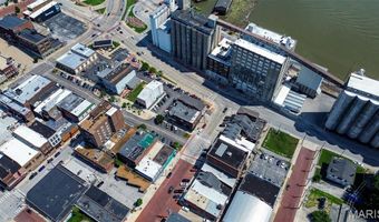 215 W 3rd St, Alton, IL 62002