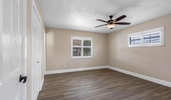 725 FLAMINGO Dr, Apollo Beach, FL 33572