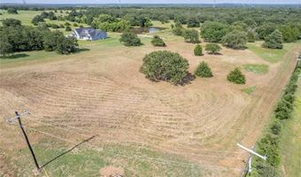100 Rolling Hills Blvd, Alvord, TX 76225