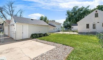 909 11th St NW, Austin, MN 55912