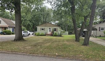 1422 Pin Oak Dr, Akron, OH 44312