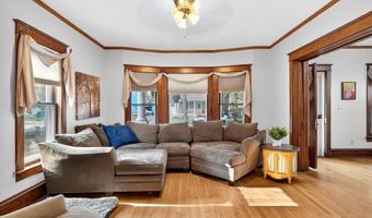 415 E SPRING St, Appleton, WI 54911