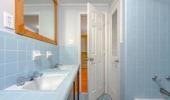 1715 Douglas Dr, Bainbridge, GA 39819