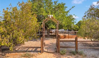 21111 Multnomah Rd, Apple Valley, CA 92308