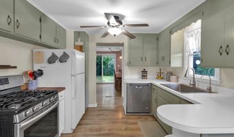 64 Albion Ave, Amherst, NY 14226